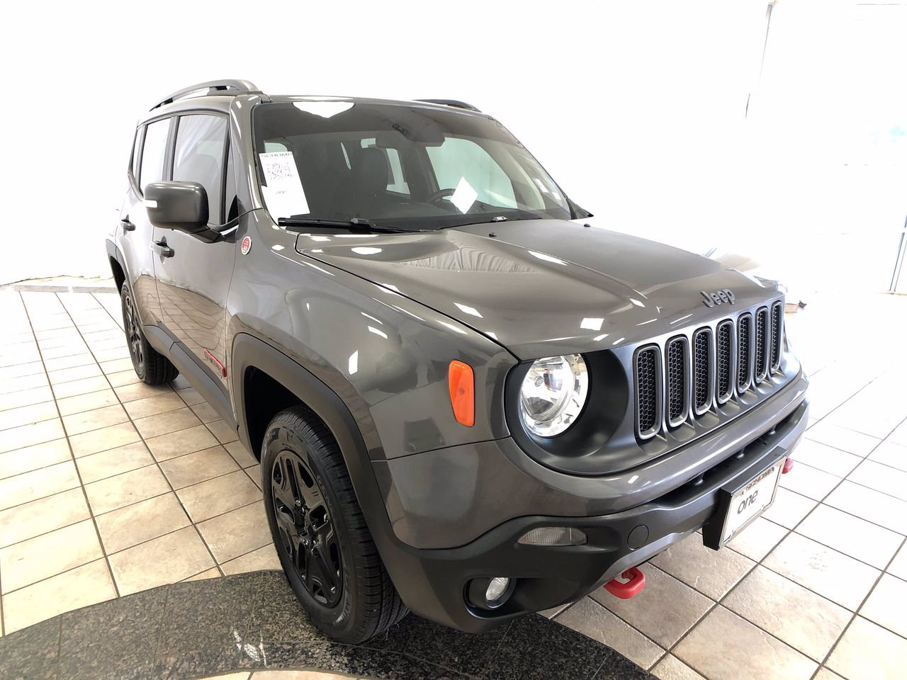 PreOwned 2018 Jeep Renegade Trailhawk 4WD
